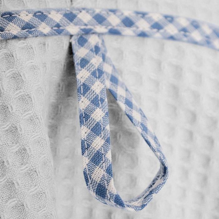 Particolare, asola interna per appenderlo